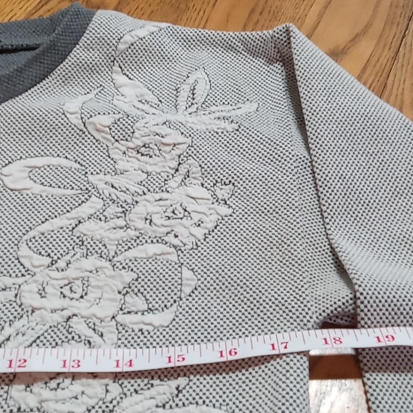 FRENCH CONNECTION Women Sweater Used Preowned Small Long Sleeves Top SHIRT - Picture 3 of 8